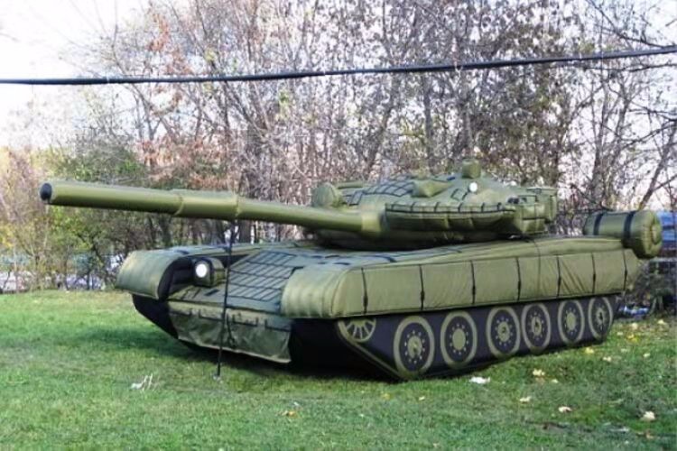 老城仿真坦克车